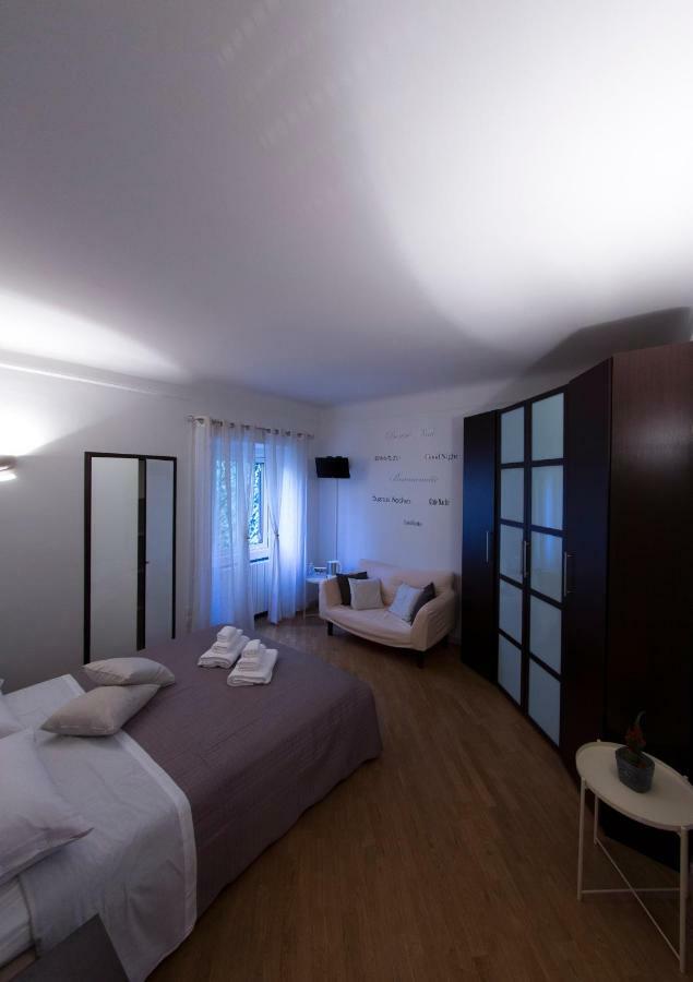 B&B Terrazza Baires - In The Heart Of Милан Экстерьер фото