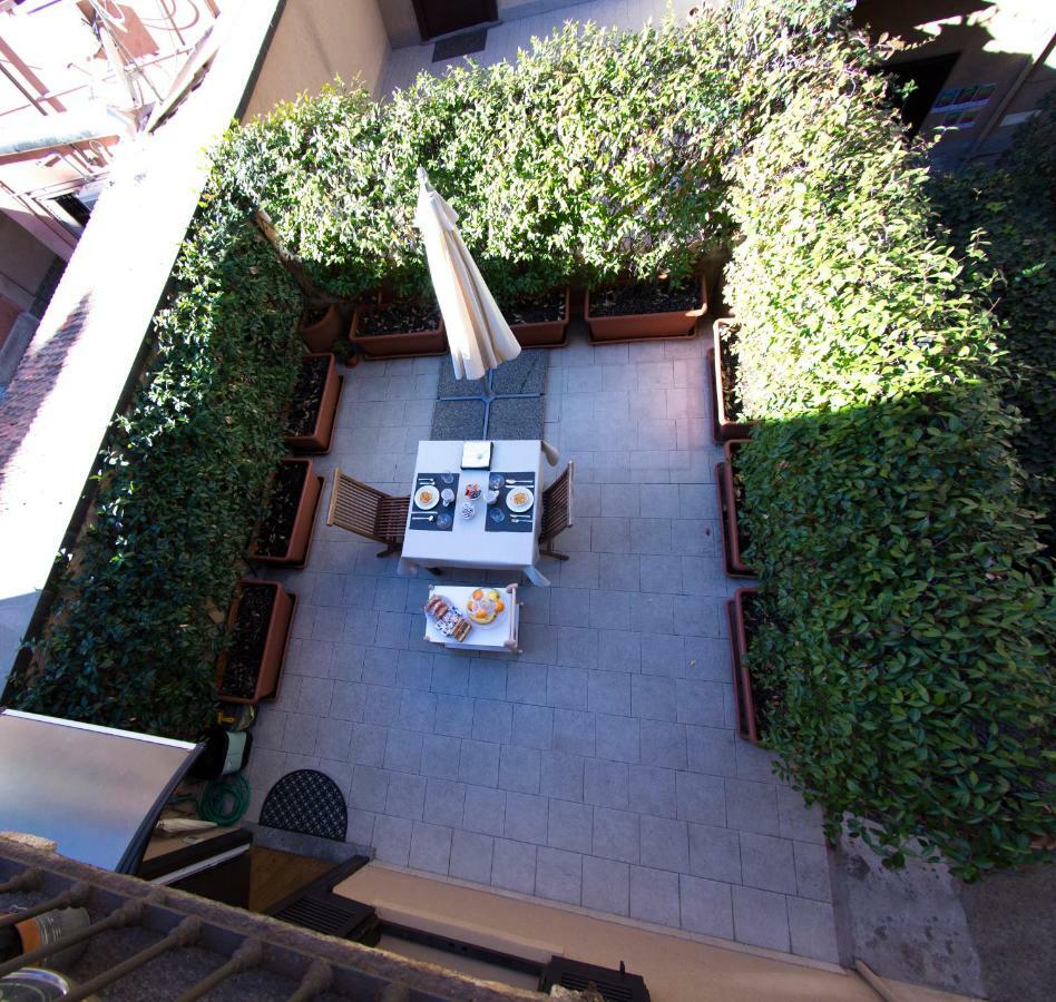 B&B Terrazza Baires - In The Heart Of Милан Экстерьер фото